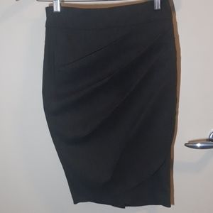 Slim fit pencil skirt